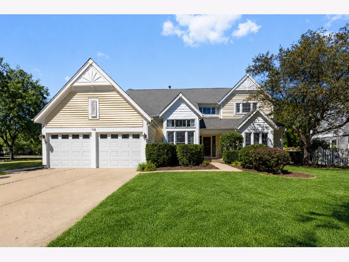 Homes For Sale Chestnut Corners Lake Zurich Illinois, 1180 Thorndale Lane