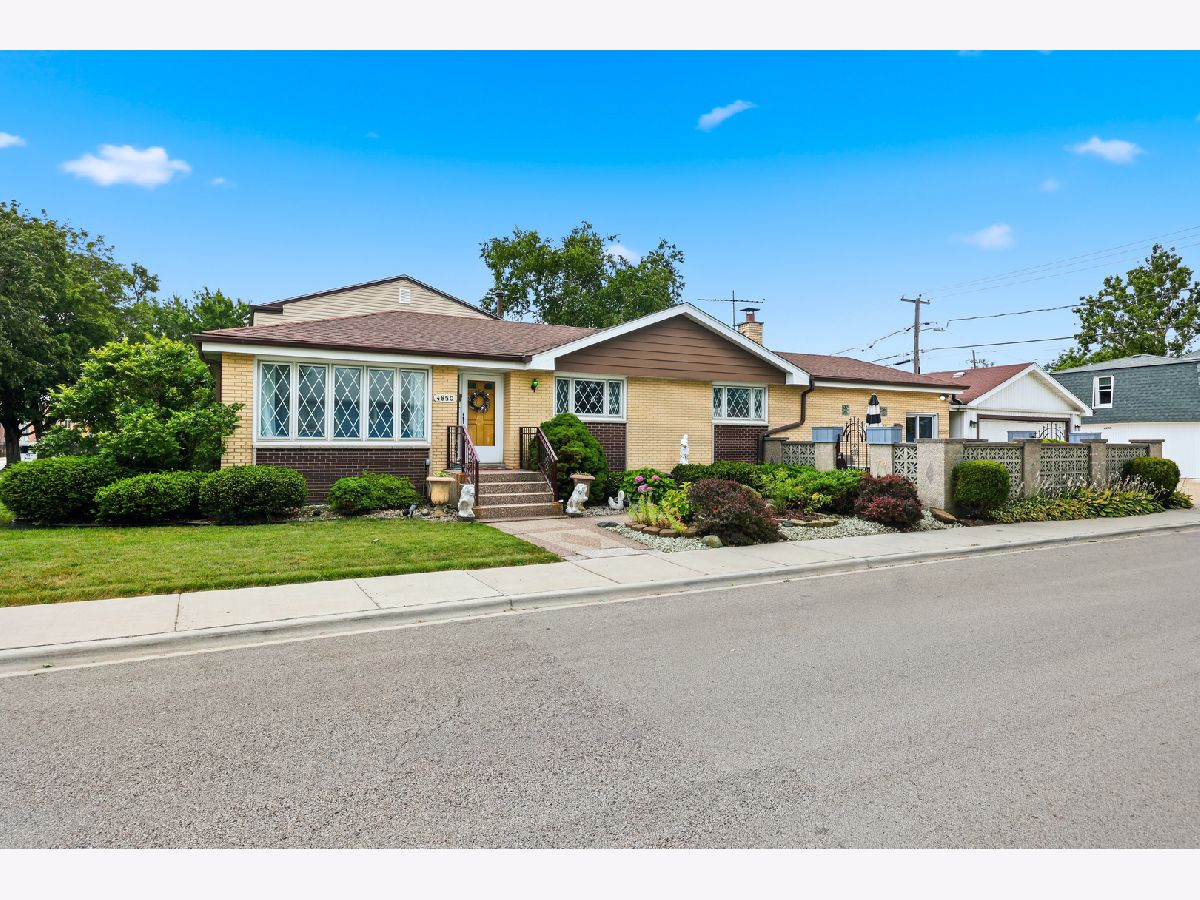  For Sale Schiller Park Illinois, 4850 Michigan Avenue