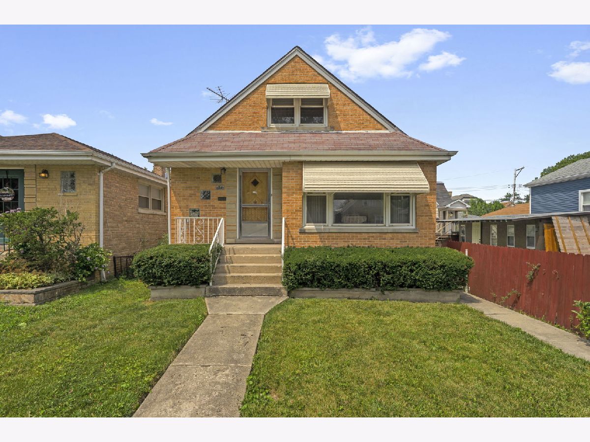  For Sale Chicago Illinois, 2146 Mcvicker Avenue