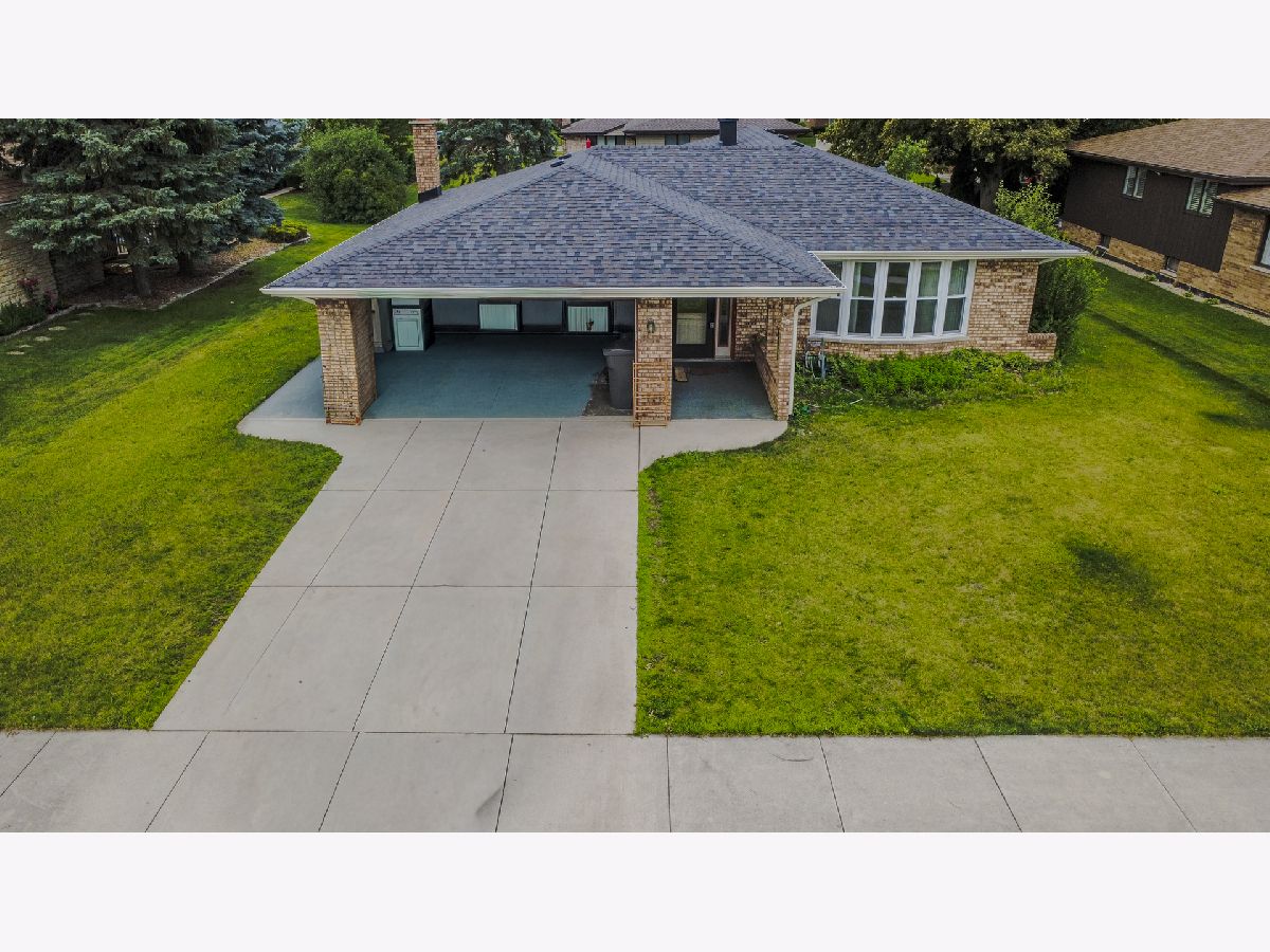 Condos & Townhomes & Homes For Sale Golfview Orland Park Illinois, 7736 157th Place
