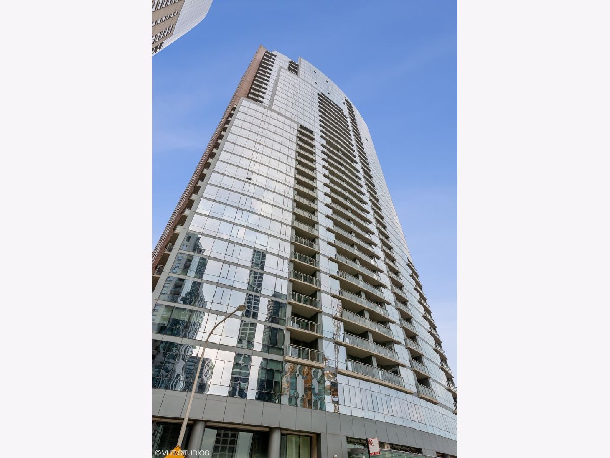  Rented Chicago Illinois, 450 Waterside