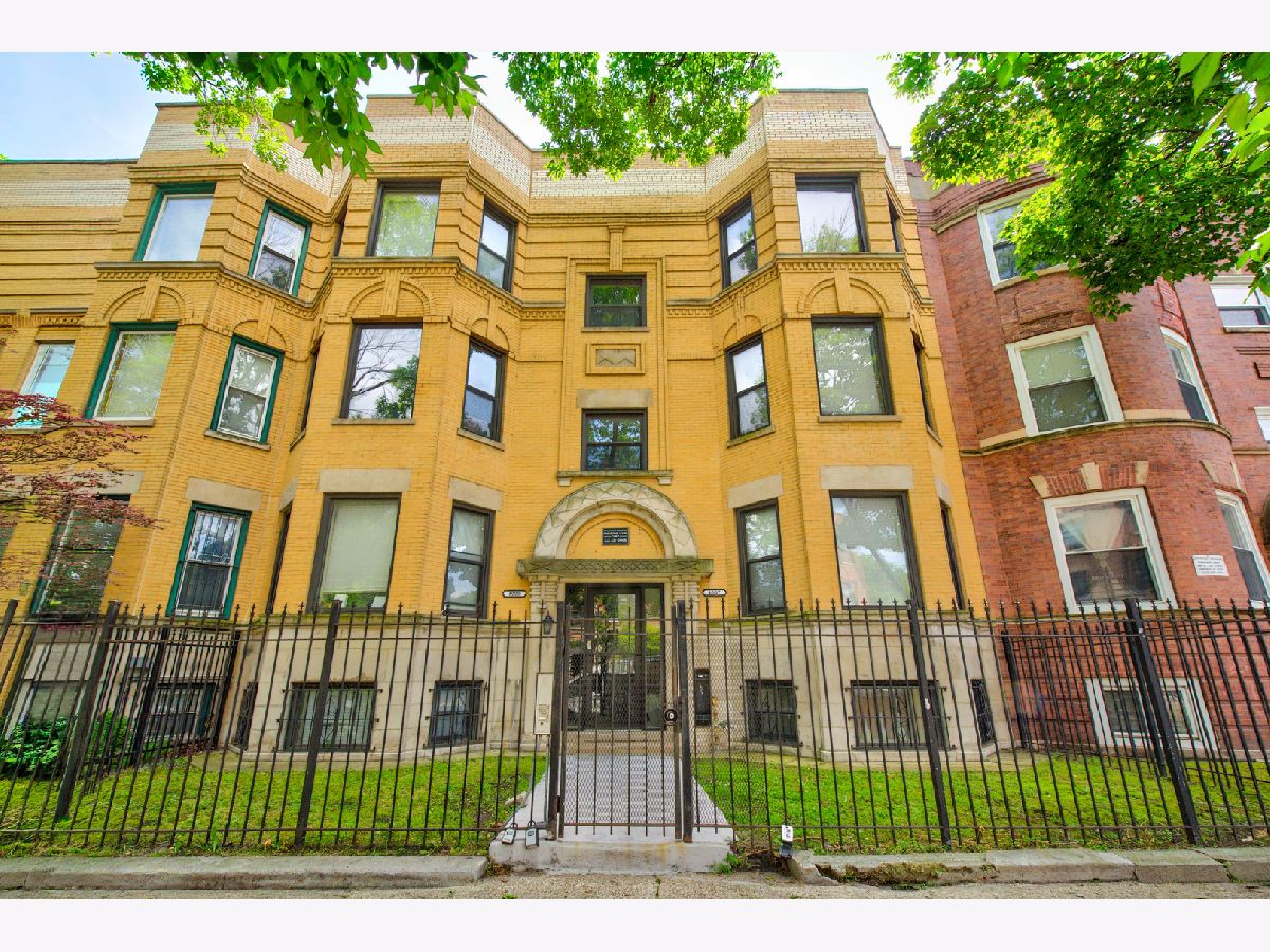  For Sale Chicago Illinois, 4007 Calumet Boulevard