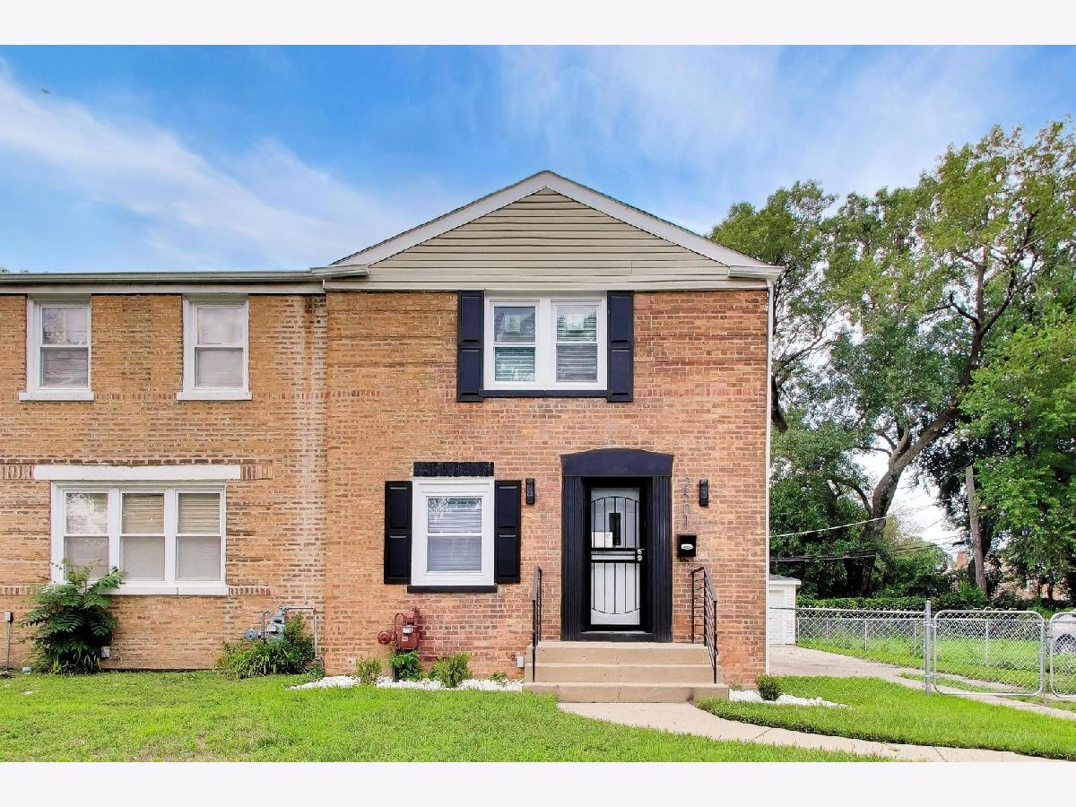  For Sale Chicago Illinois, 2504 96th Street