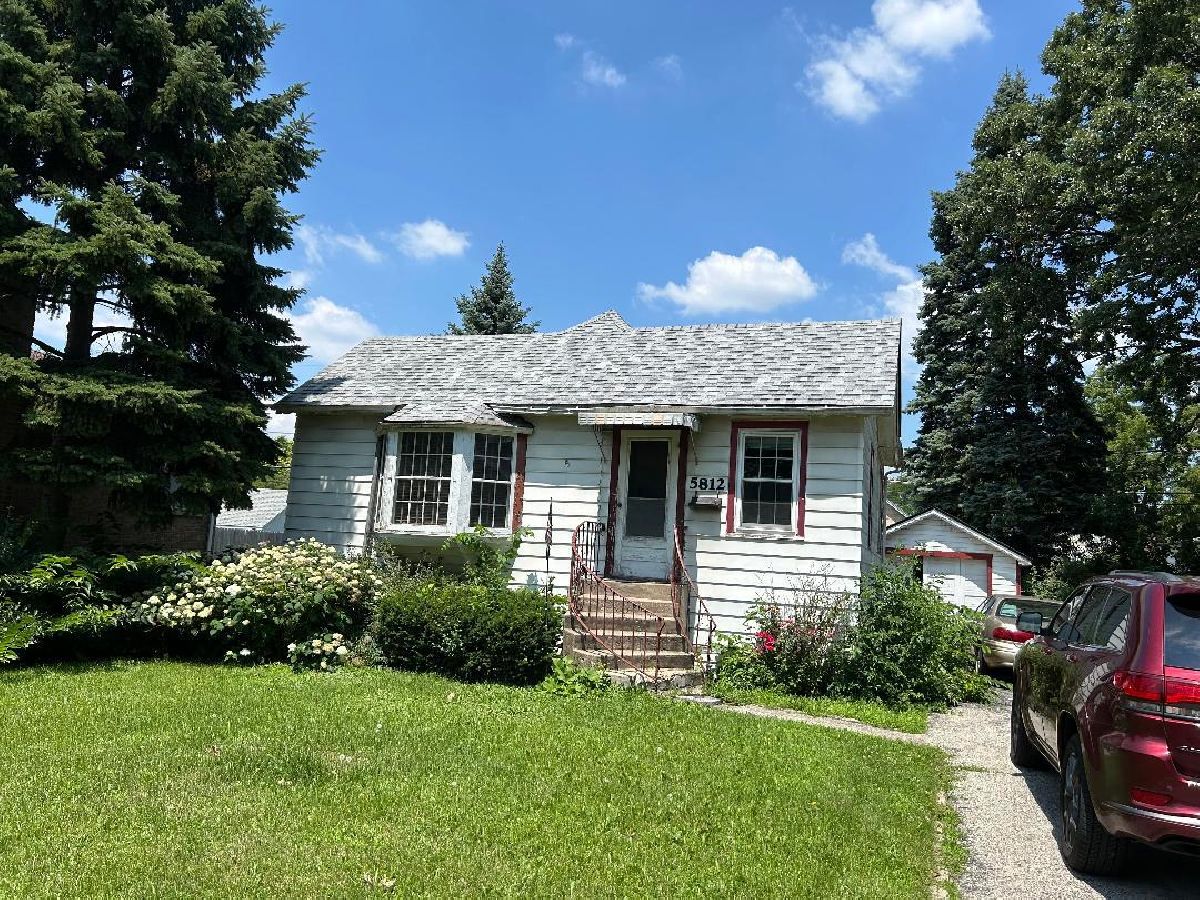  For Sale Morton Grove Illinois, 5812 Reba Street