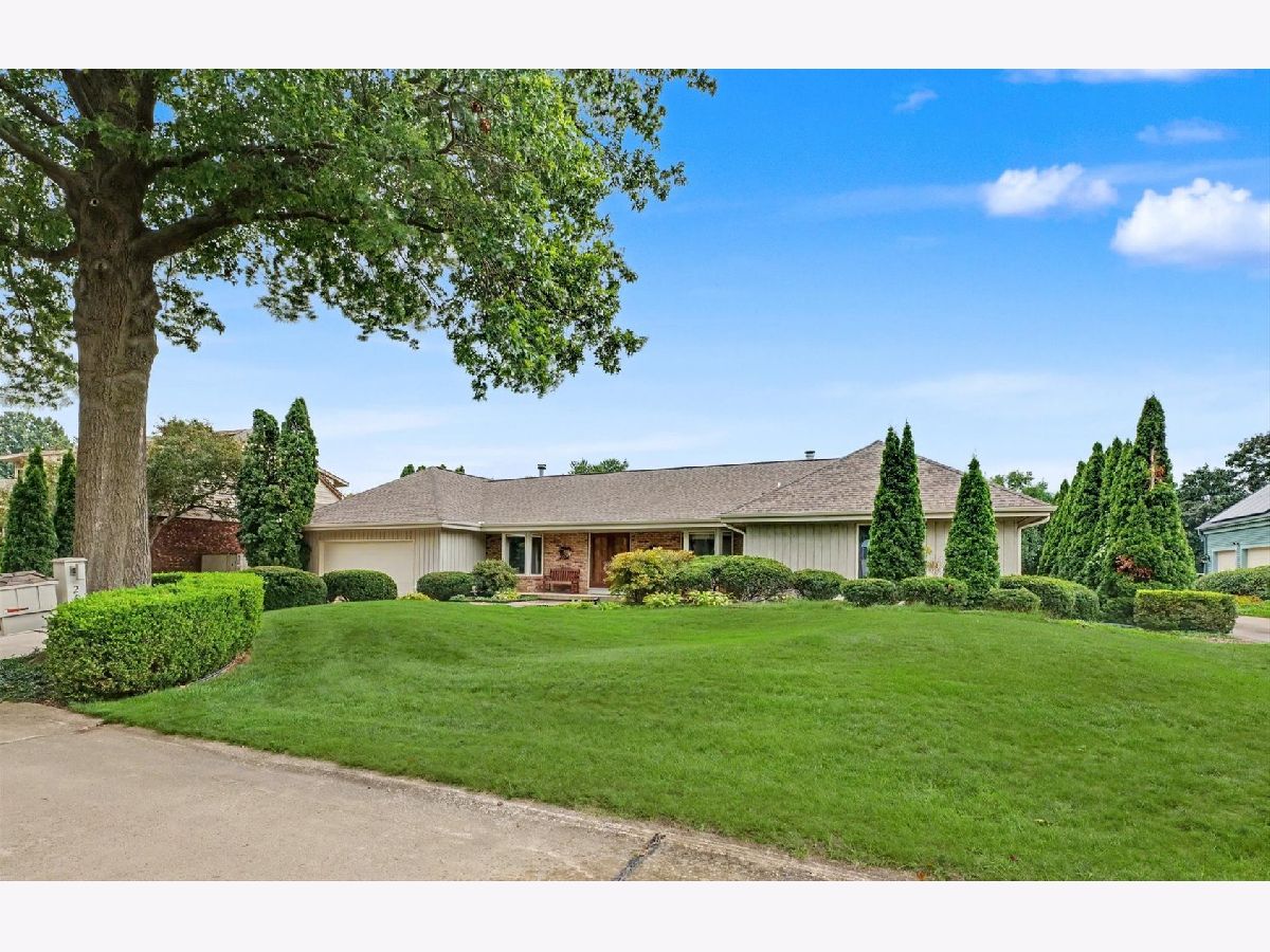  Sold Champaign Illinois, 2609 Nottingham