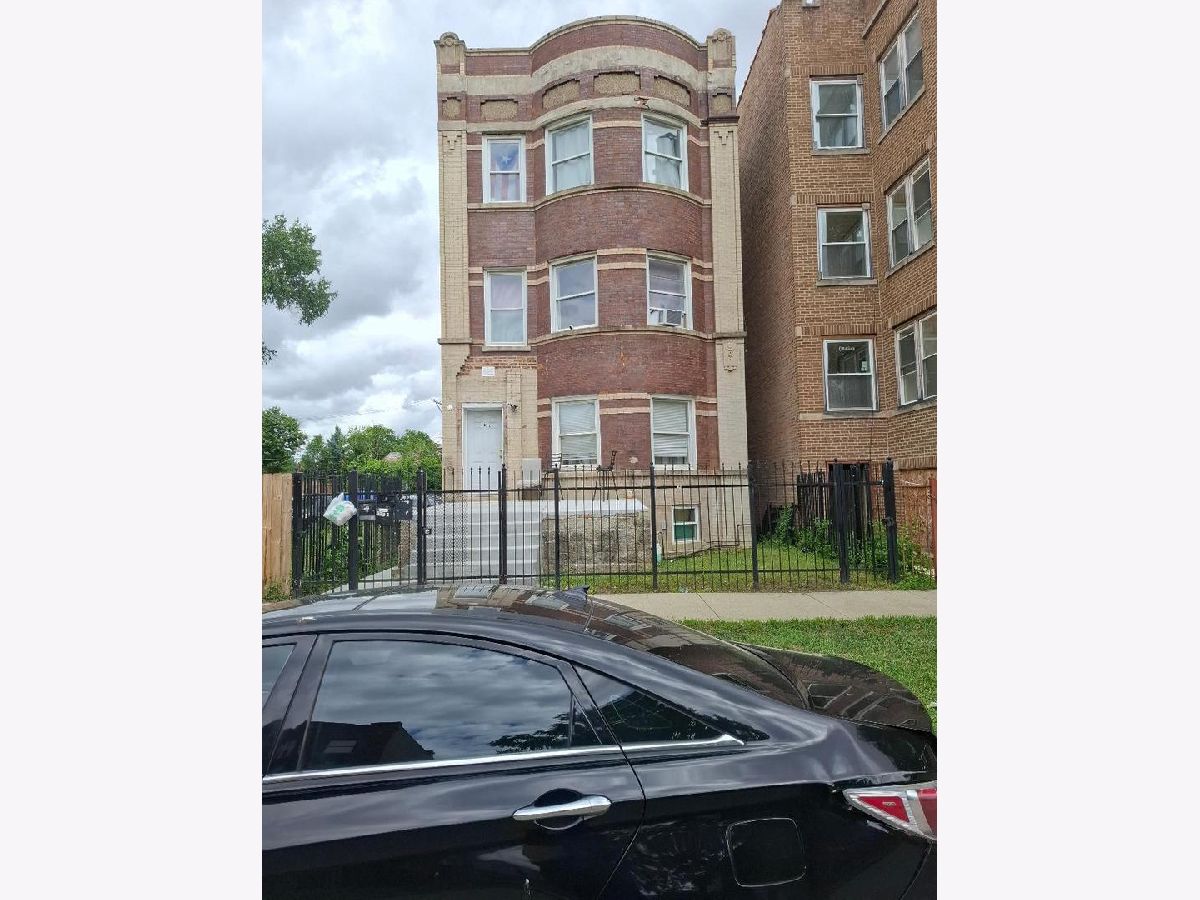  For Sale Chicago Illinois, 3822 Maypole Avenue