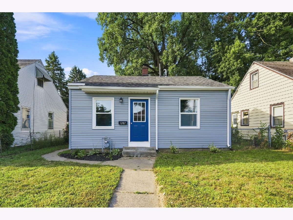 For Sale Davenport Iowa, 3207 Homestead Avenue
