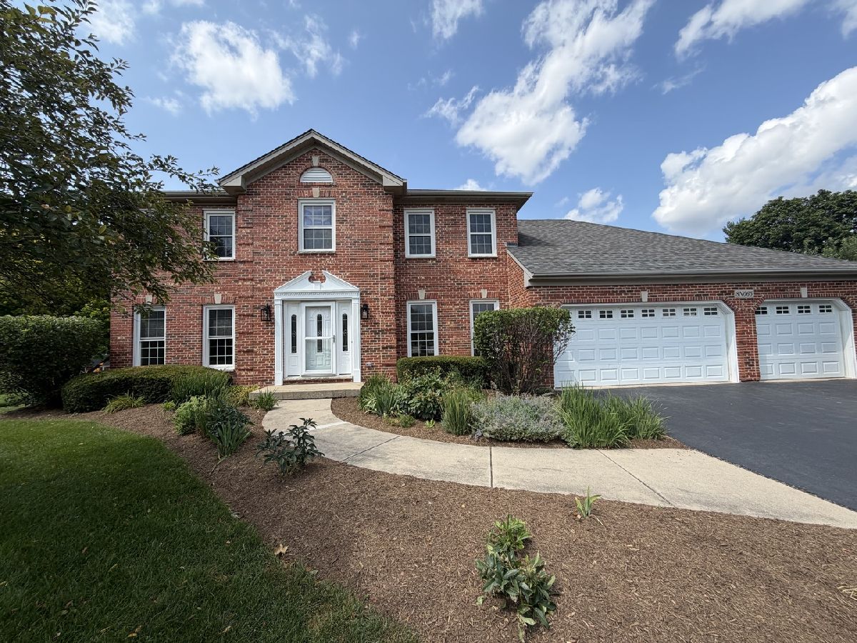  For Sale St Charles Illinois, 8N065 Secretariat Court