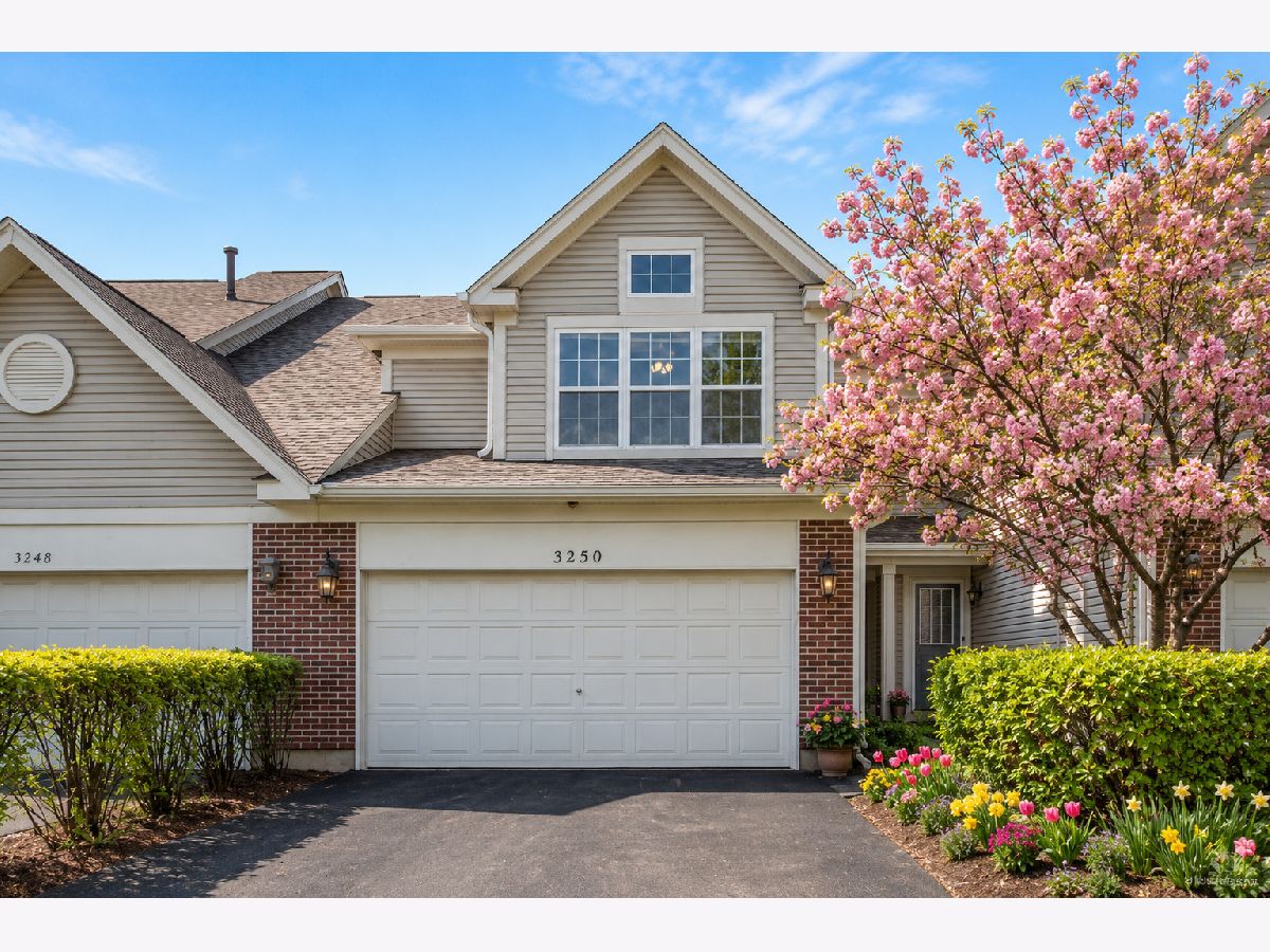 Townhomes Sold Signature Club Naperville Illinois, 3250 Cool Springs
