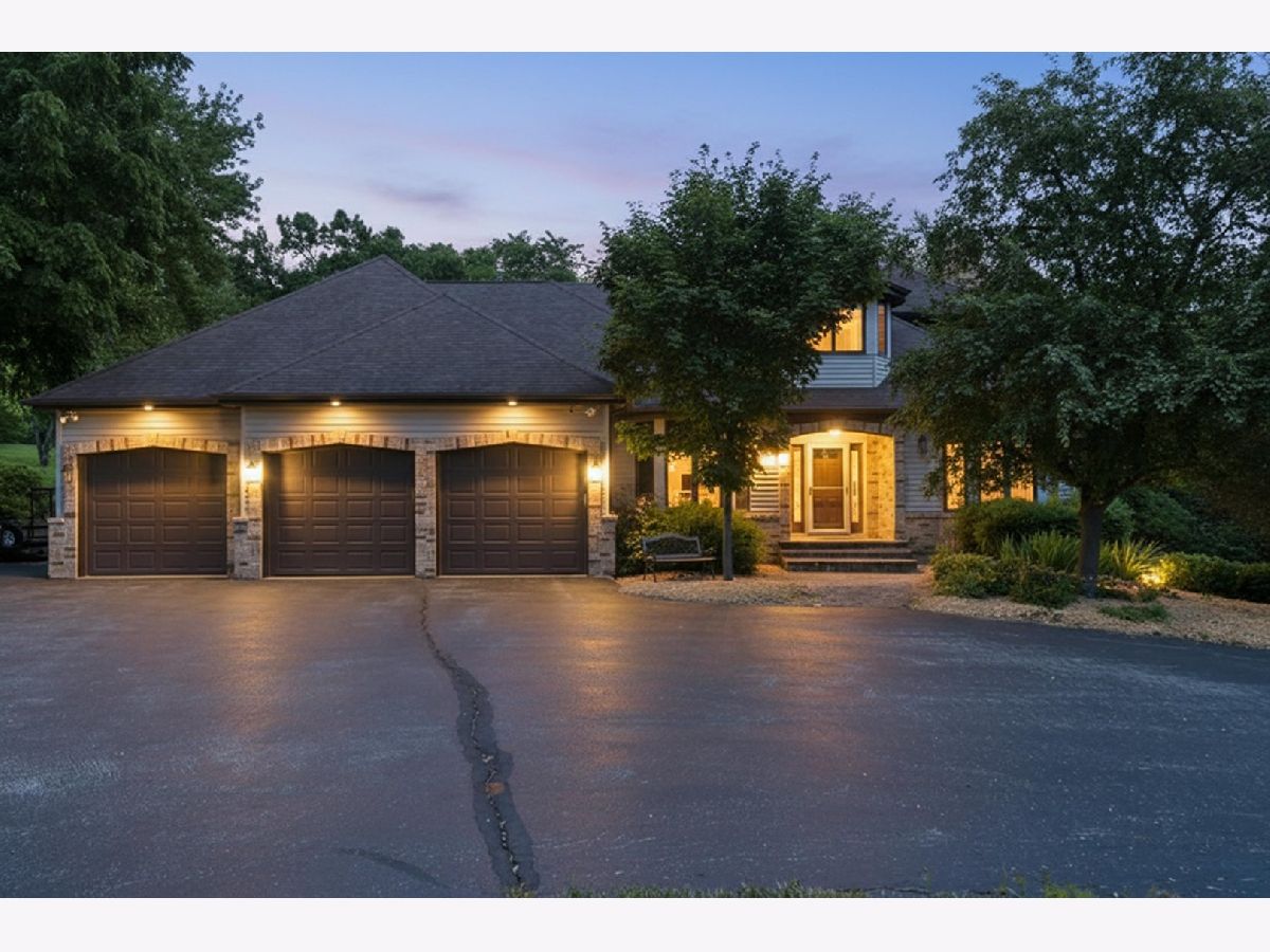 For Sale Lake Barrington Illinois, 26165 Greenbriar Court