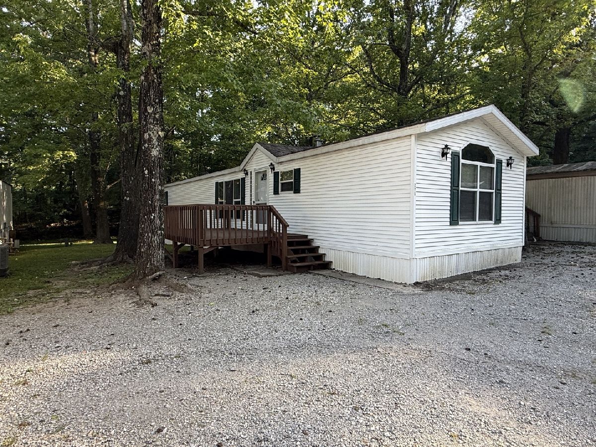  Sold Carbondale Illinois, 224 Oak Valley