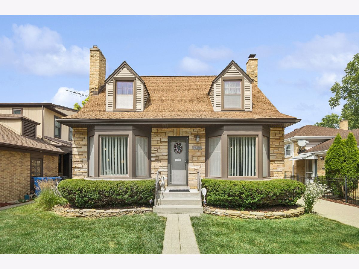  For Sale Chicago Illinois, 6631 Caldwell Avenue