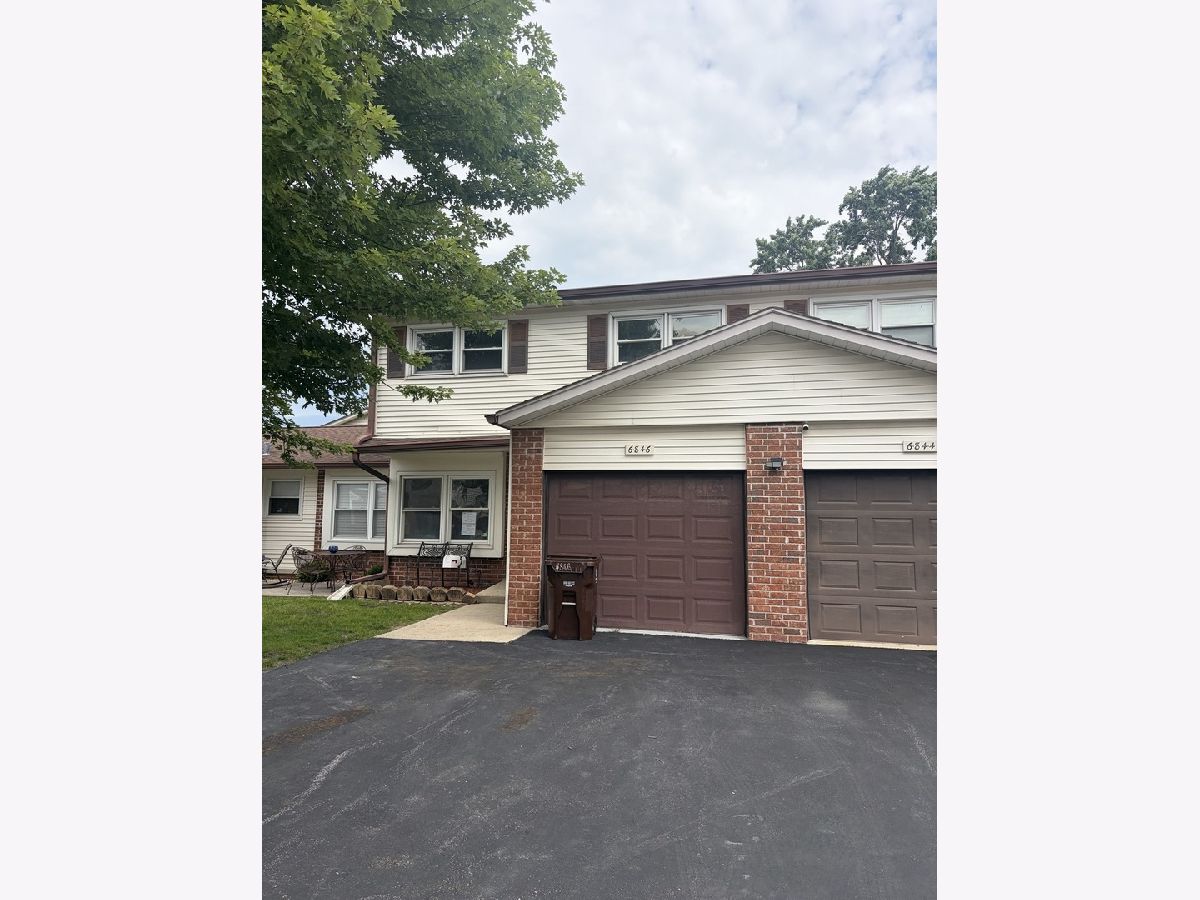  For Sale Tinley Park Illinois, 6846 Sussex Road