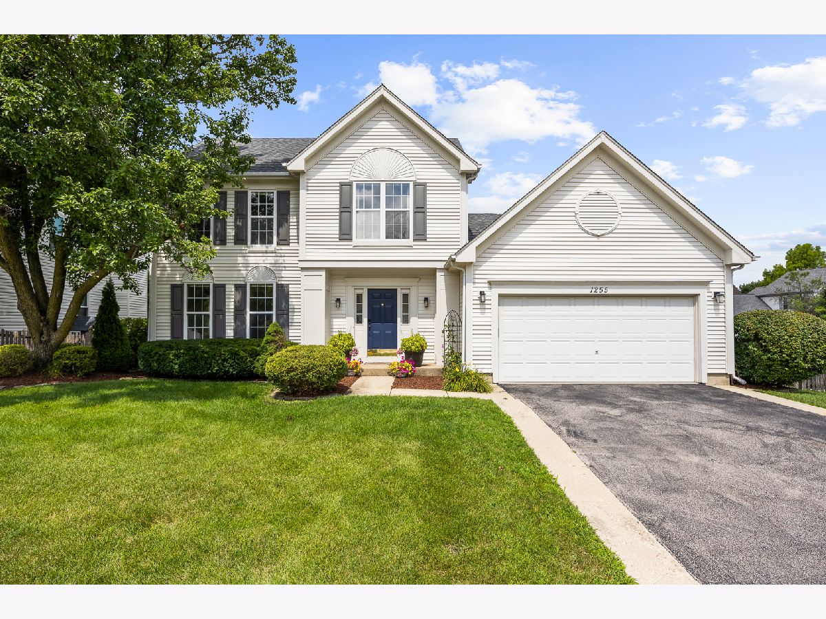 Homes For Sale Chicory Place Naperville Illinois, 1255 Chicory Lane
