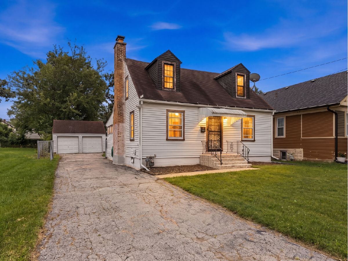  For Sale Aurora Illinois, 1029 Front Street
