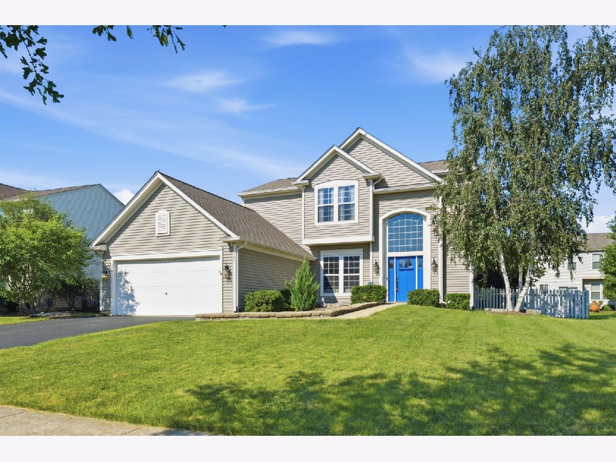Homes For Sale Augusta Village Bolingbrook Illinois, 251 Clubhouse Street