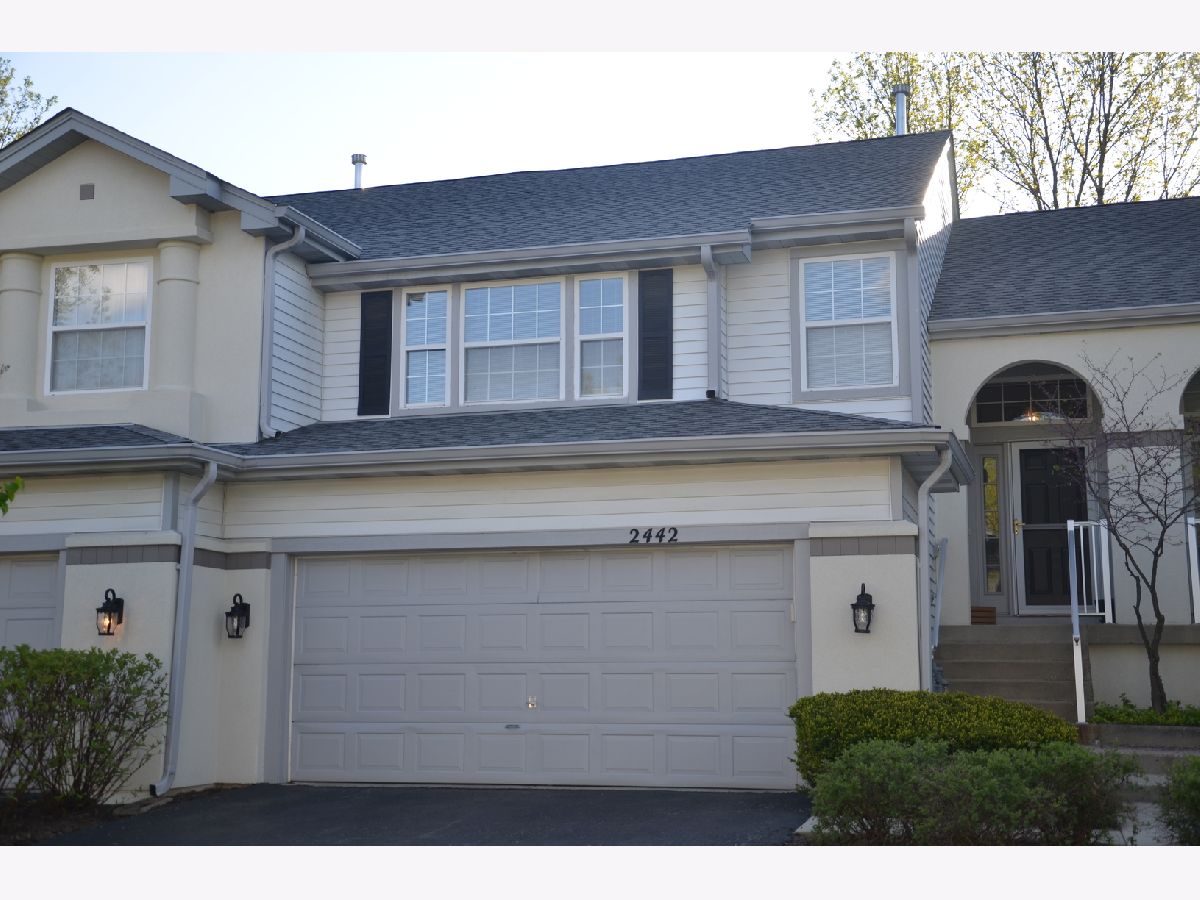  For Rent Buffalo Grove Illinois, 2442 Madiera