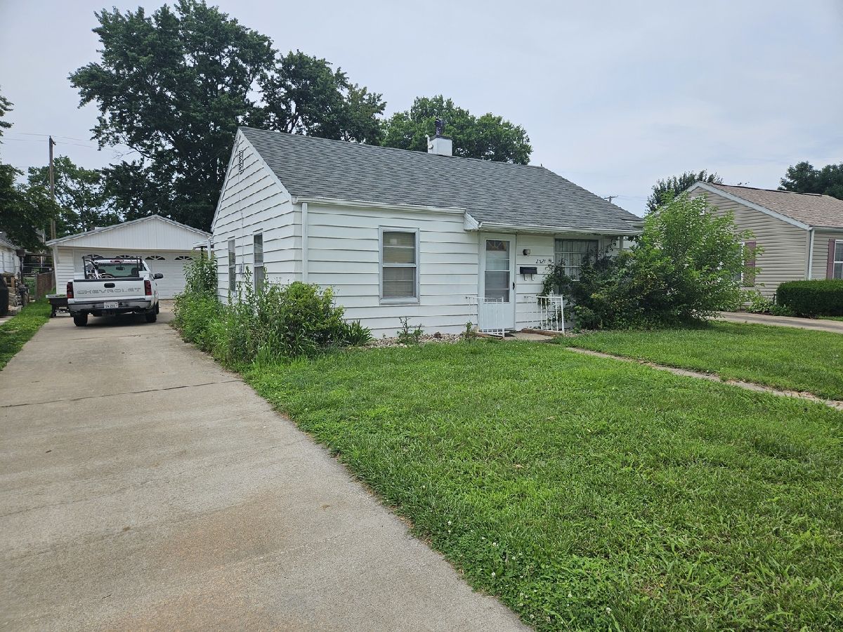  Sold Quincy Illinois, 2521 Oak