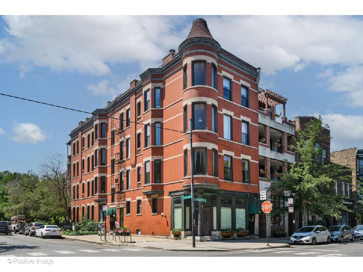  For Sale Chicago Illinois, 1135 Webster Avenue