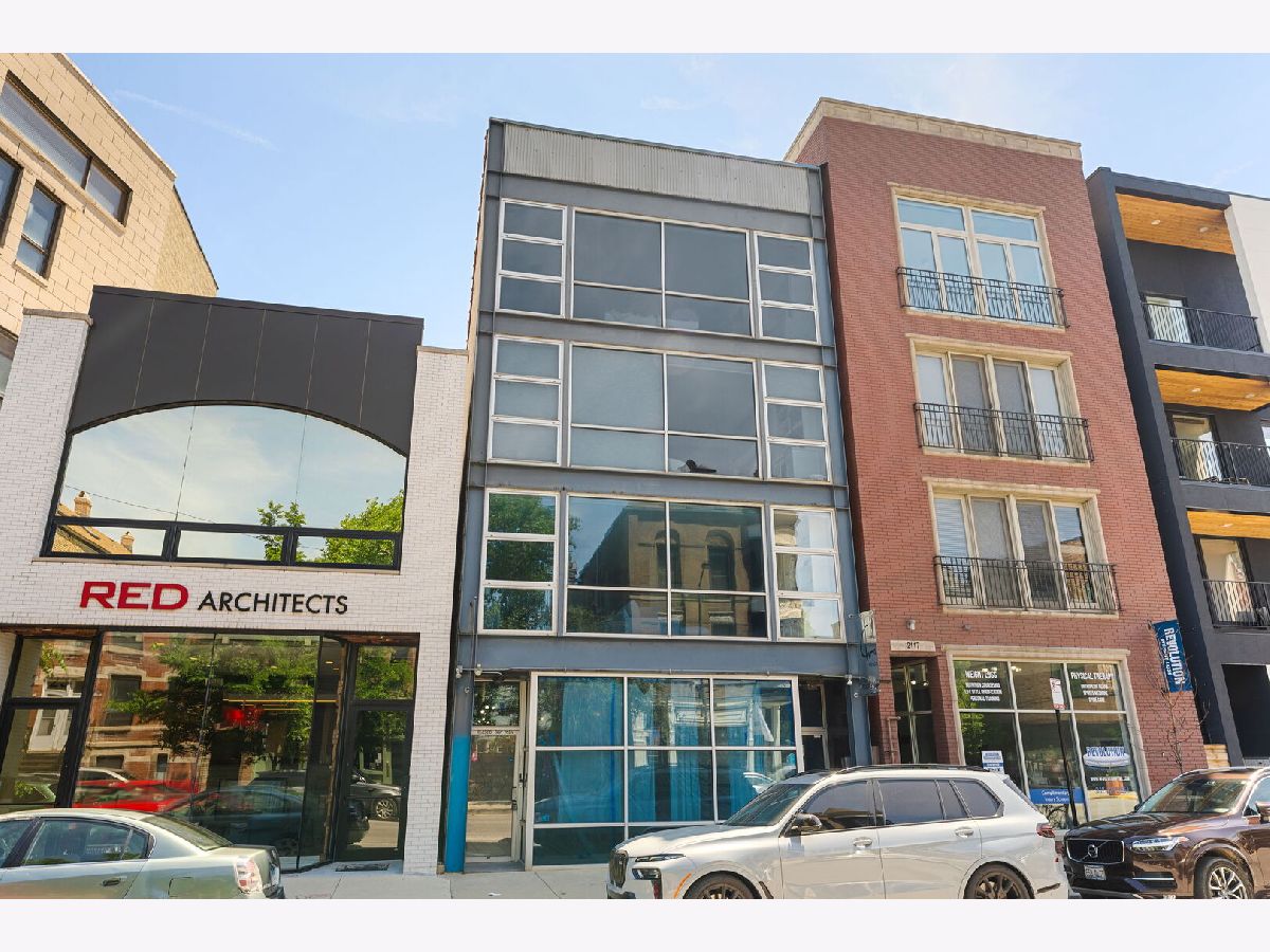  For Sale Chicago Illinois, 2119 Damen Avenue