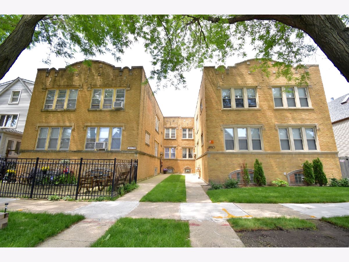  Rented Chicago Illinois, 4110 Richmond