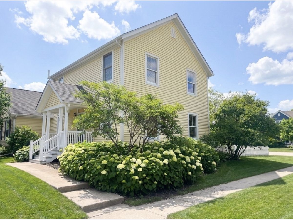  For Sale Grayslake Illinois, 1501 Amos Bennett Street
