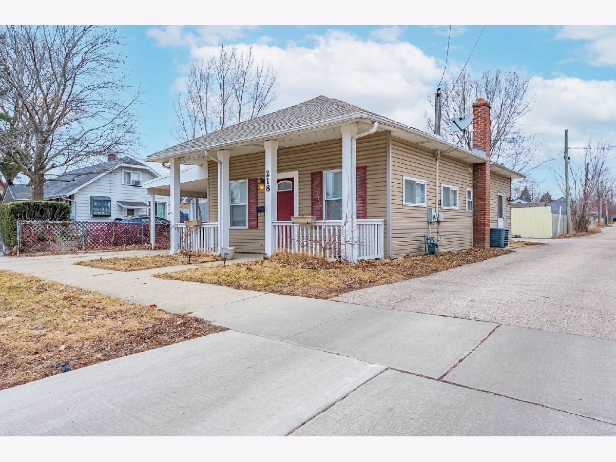  For Rent Elgin Illinois, 218 Orange