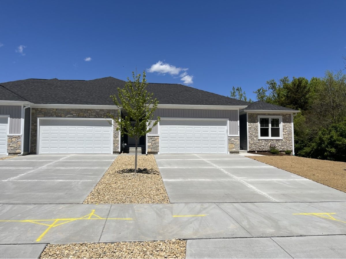  For Rent Marengo Illinois, 974 Meadow