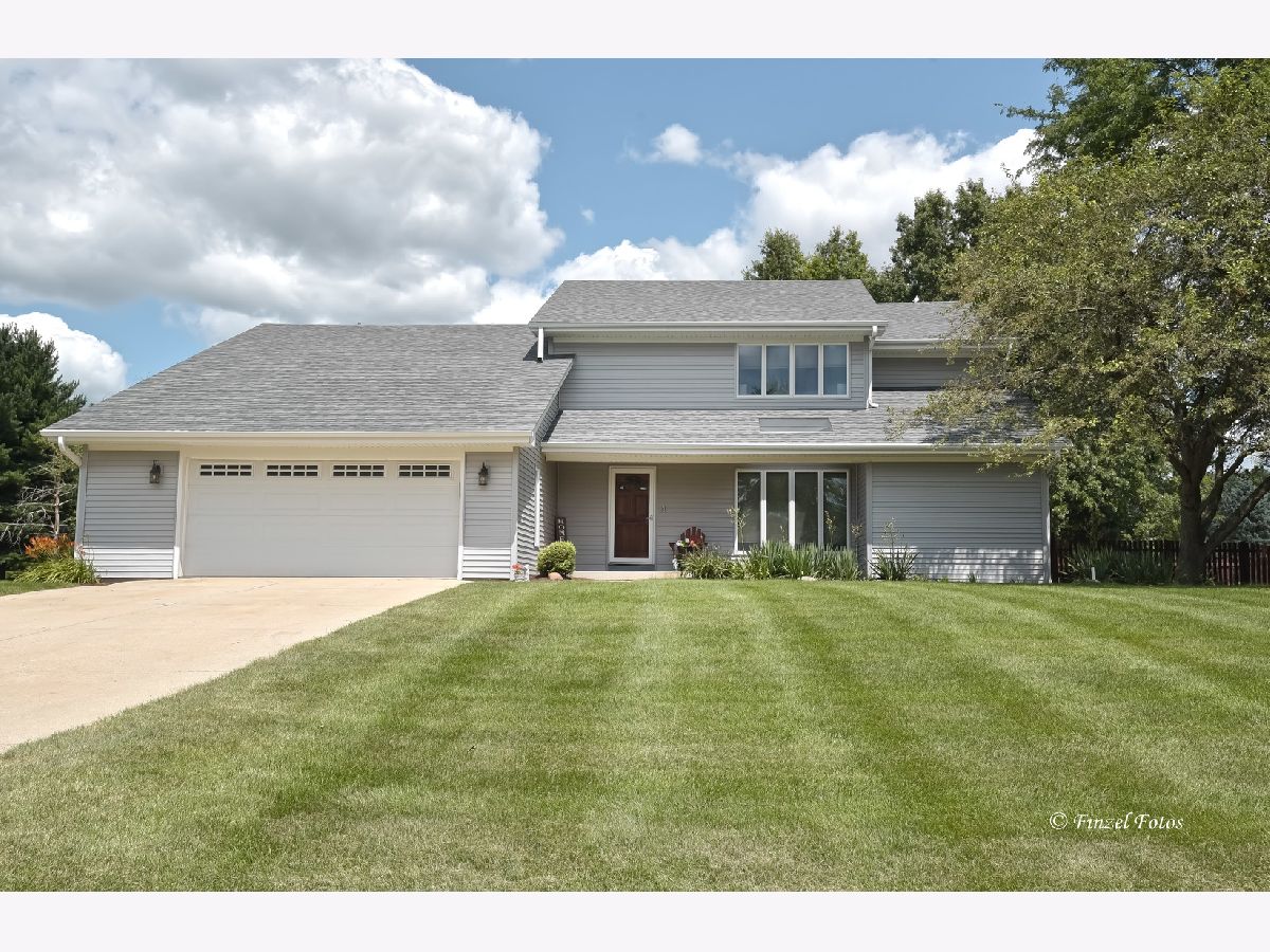  For Sale Elgin Illinois, 37W390 Linda Lane