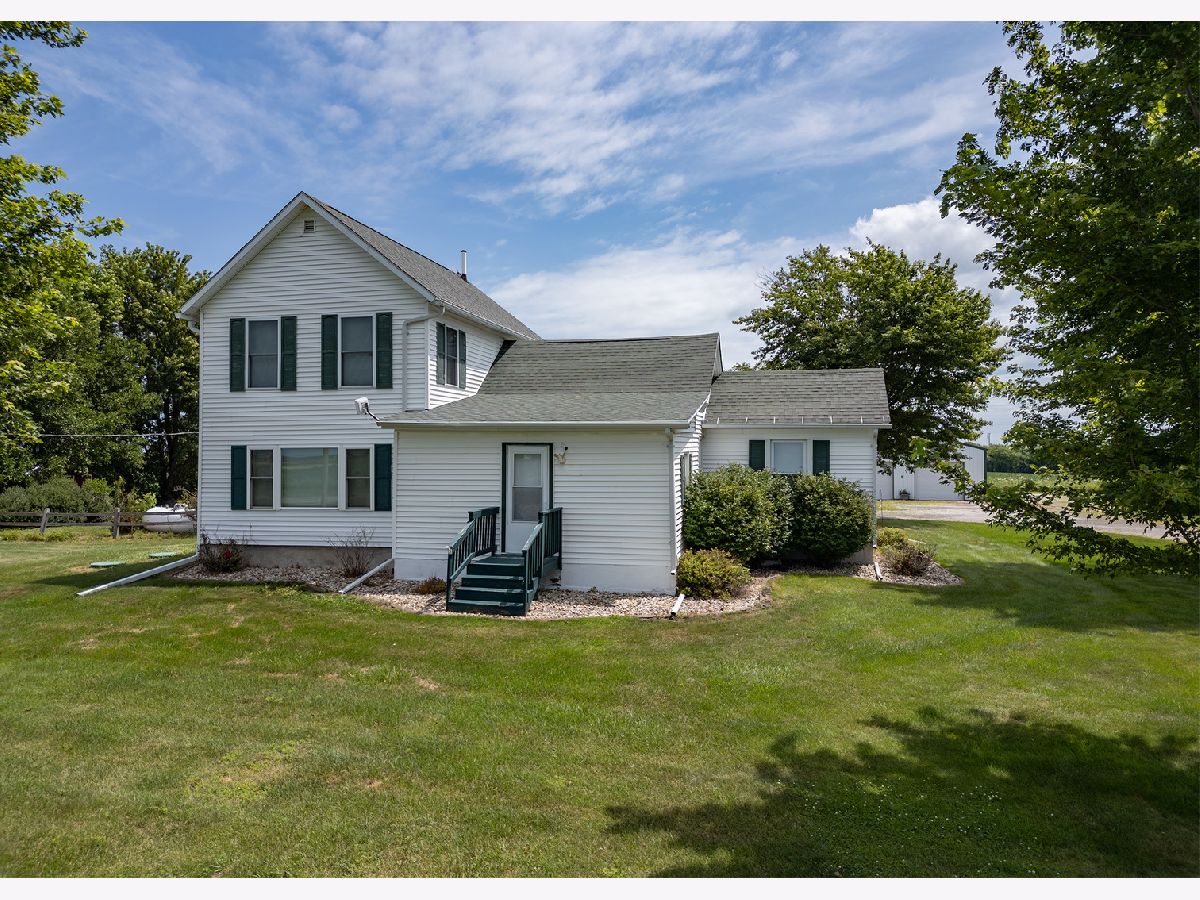  For Sale Cambridge Illinois, 6888 1200th Street