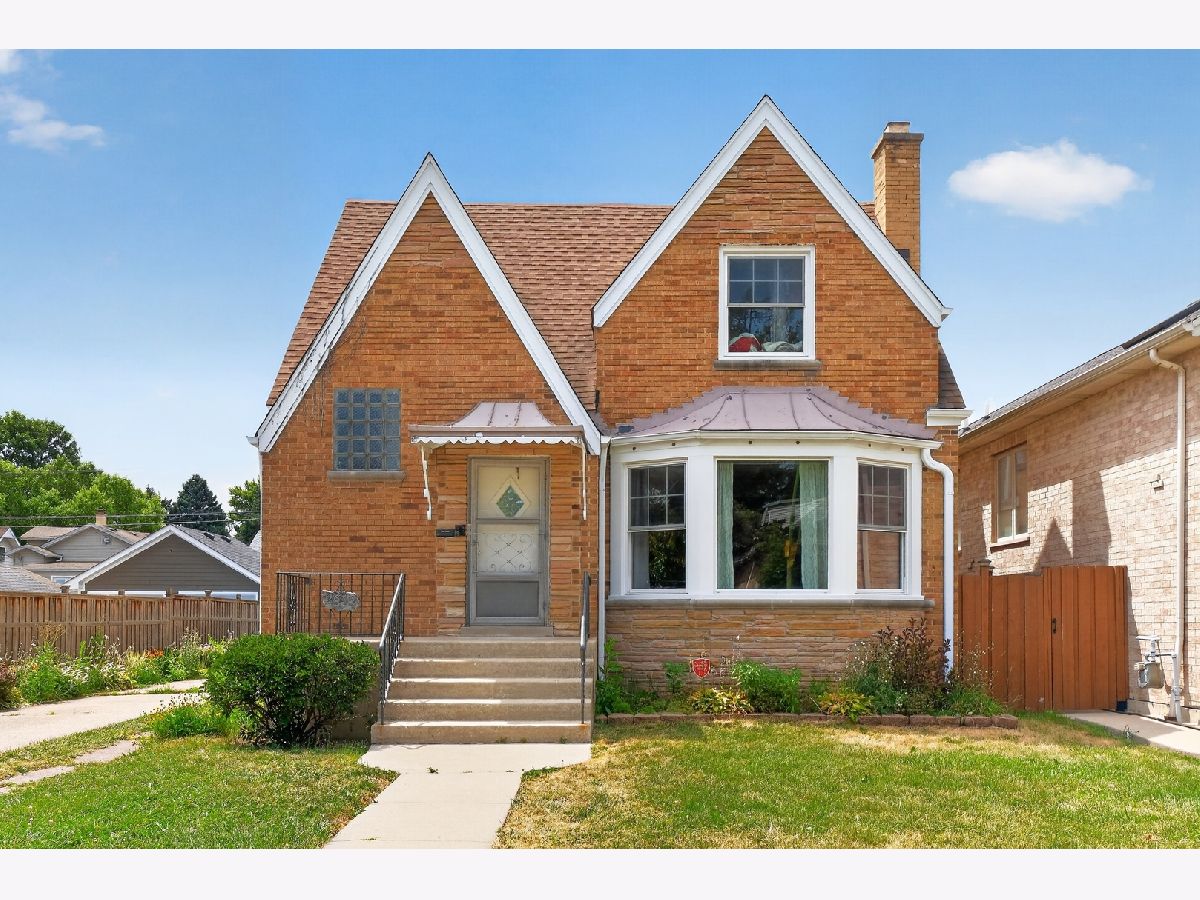 For Sale Chicago Illinois, 2642 Nordica Avenue