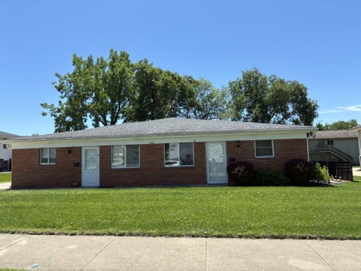 Homes & Condos & Townhomes For Sale Greenview West Normal Illinois, 1503 Ensign Drive