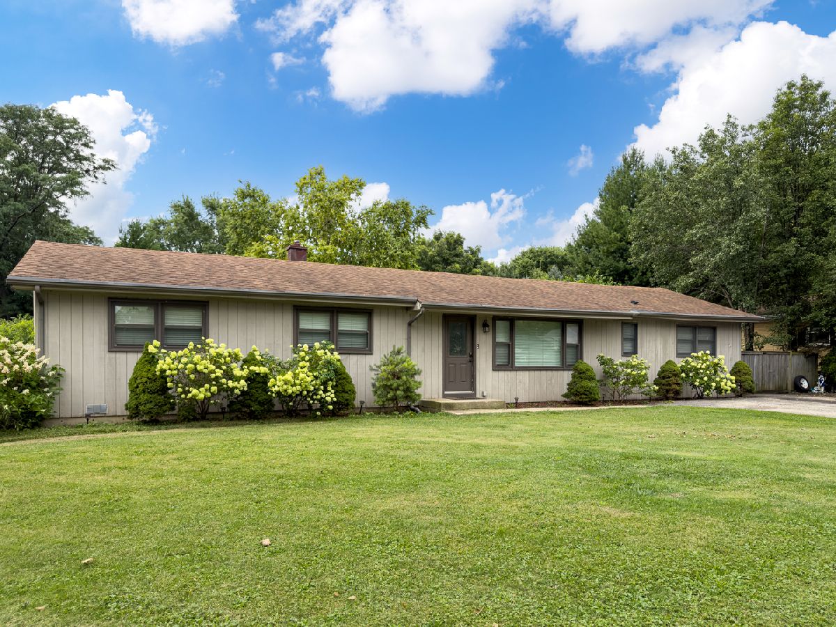  For Sale Carol Stream Illinois, 23W477 Burdette Avenue