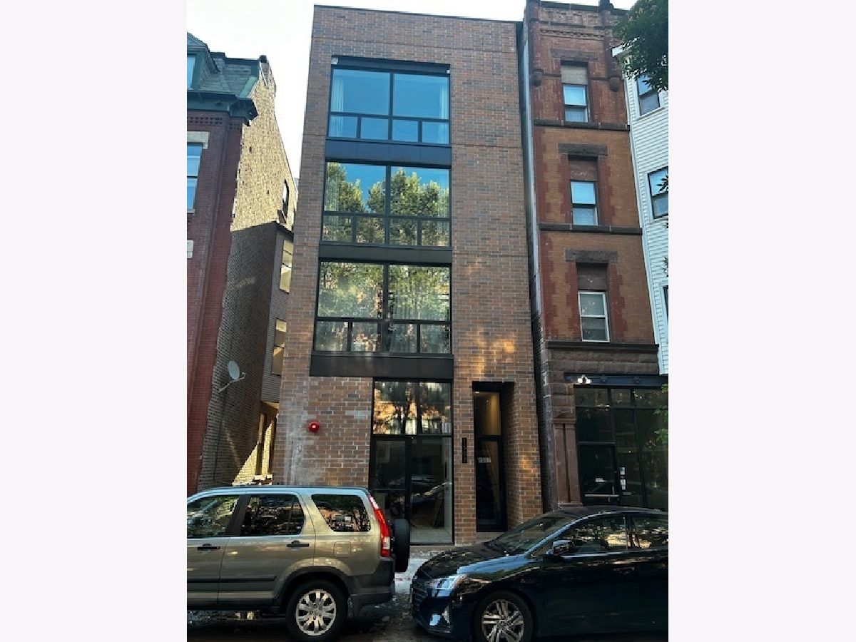  Rented Chicago Illinois, 1507 Sedgwick