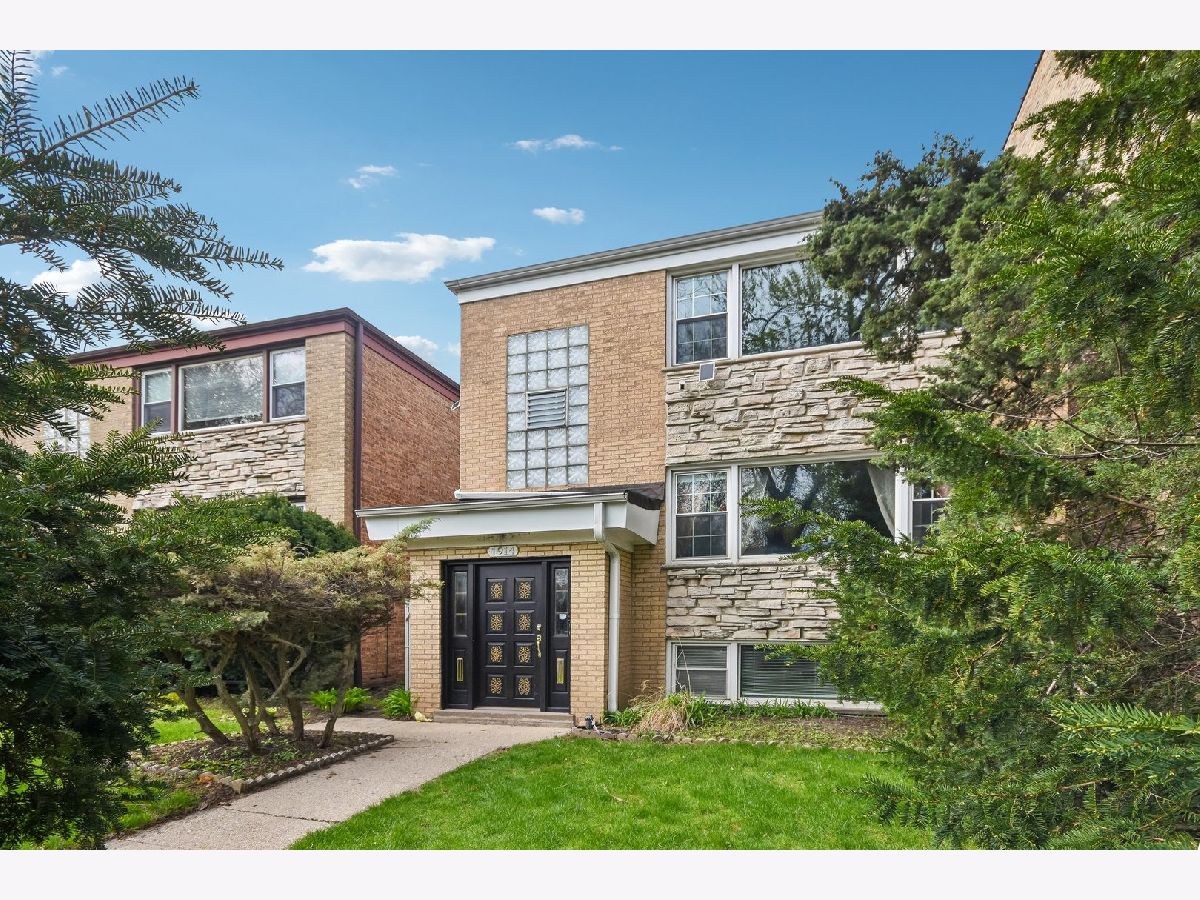  For Sale Chicago Illinois, 1914 Farwell Avenue