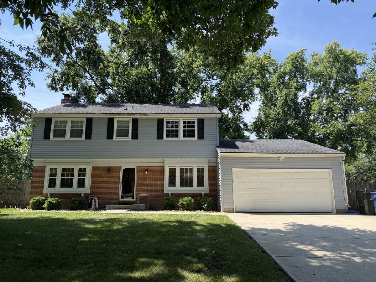 Homes & Condos & Townhomes For Rent Old Farm Naperville Illinois, 1927 Farmington
