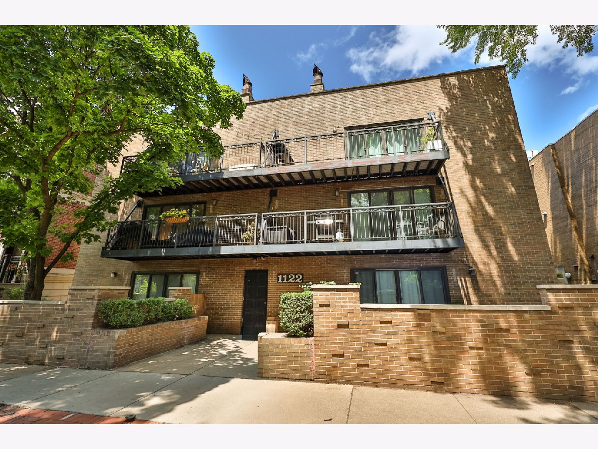  For Sale Chicago Illinois, 1122 Altgeld Street