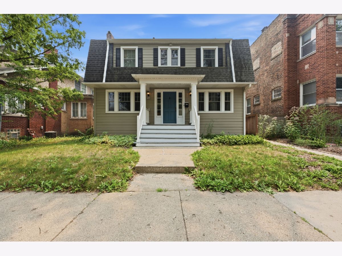  For Sale Chicago Illinois, 3829 Addison Street