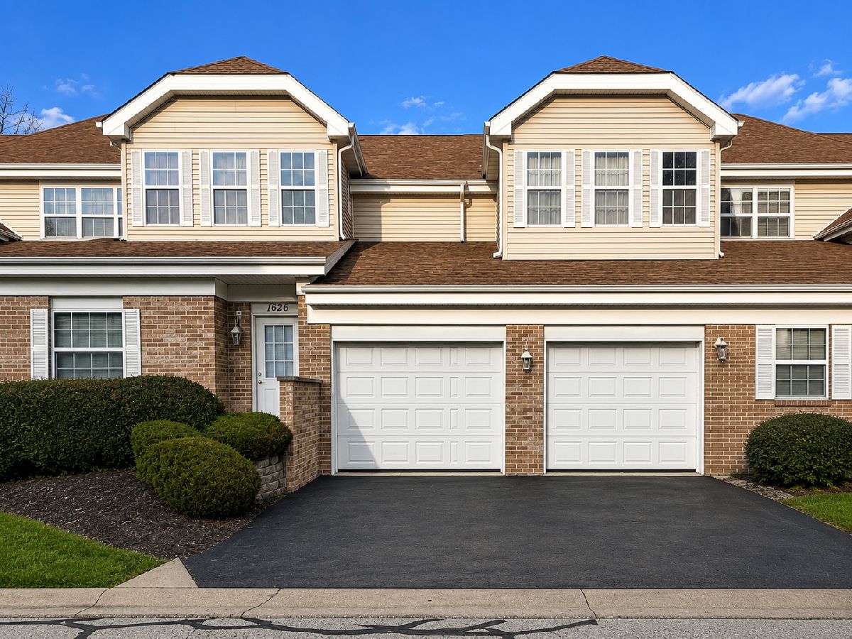  For Sale Cherry Valley Illinois, 1628 White Oak Trail