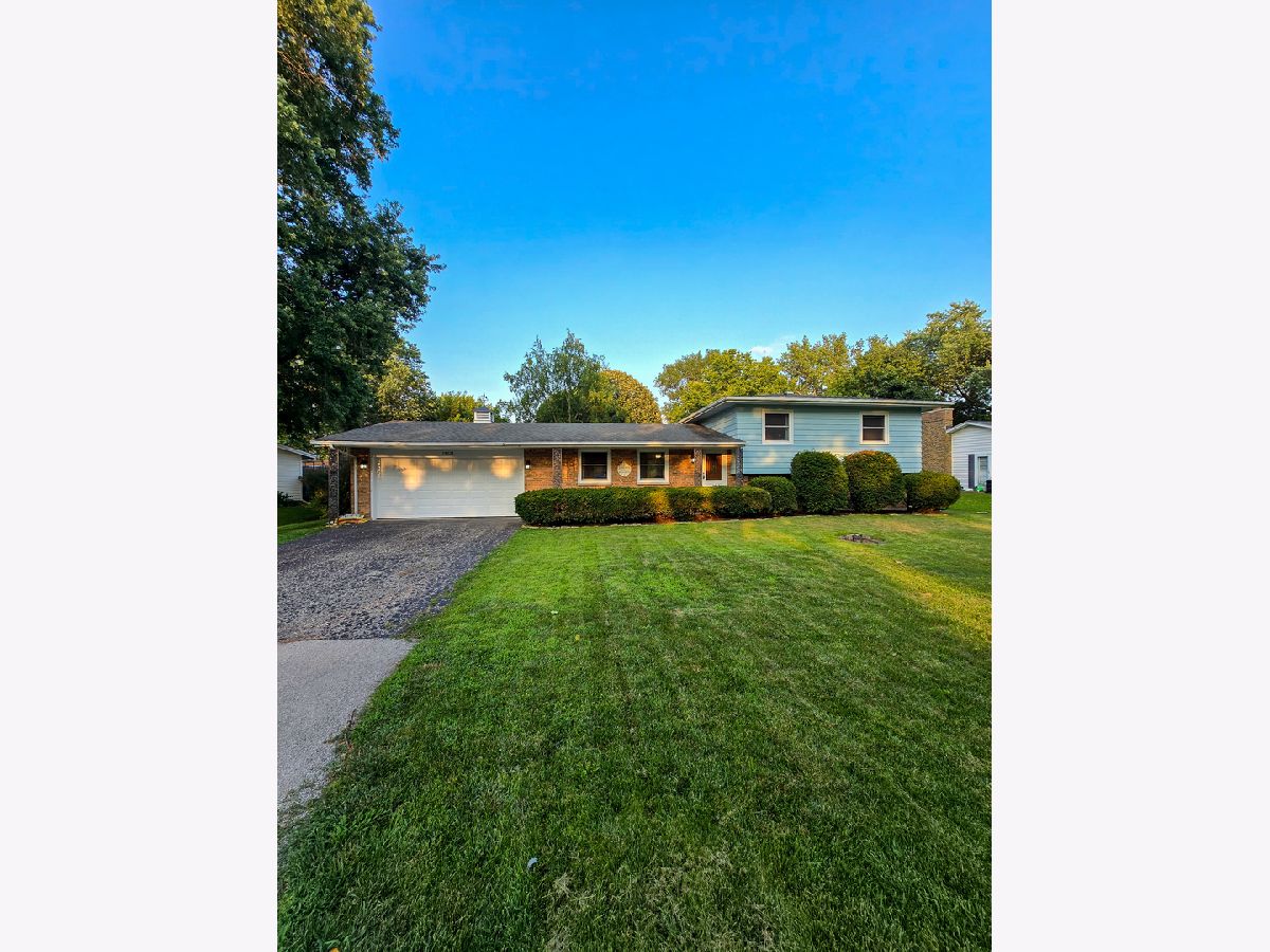  For Sale Plainfield Illinois, 15821 River Road