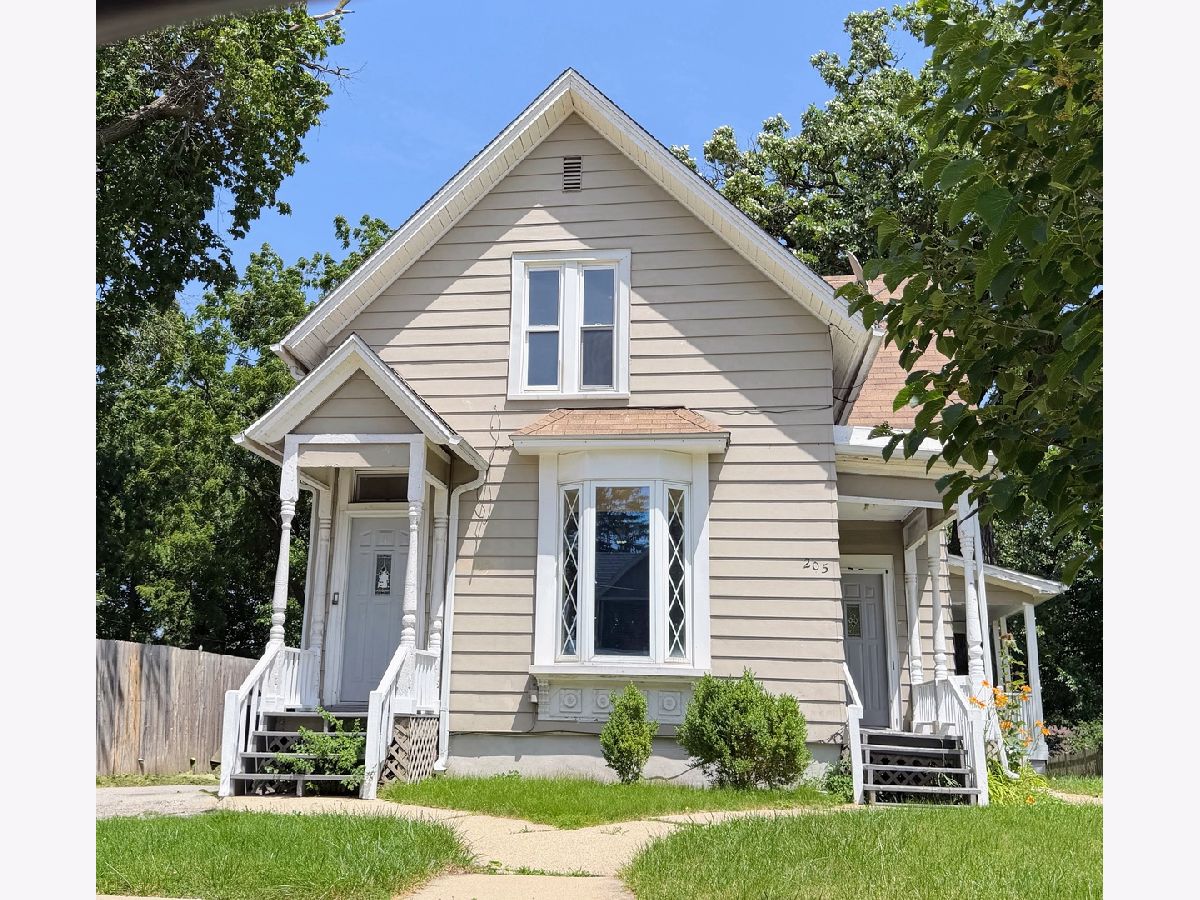  For Sale Elgin Illinois, 205 Perry Street