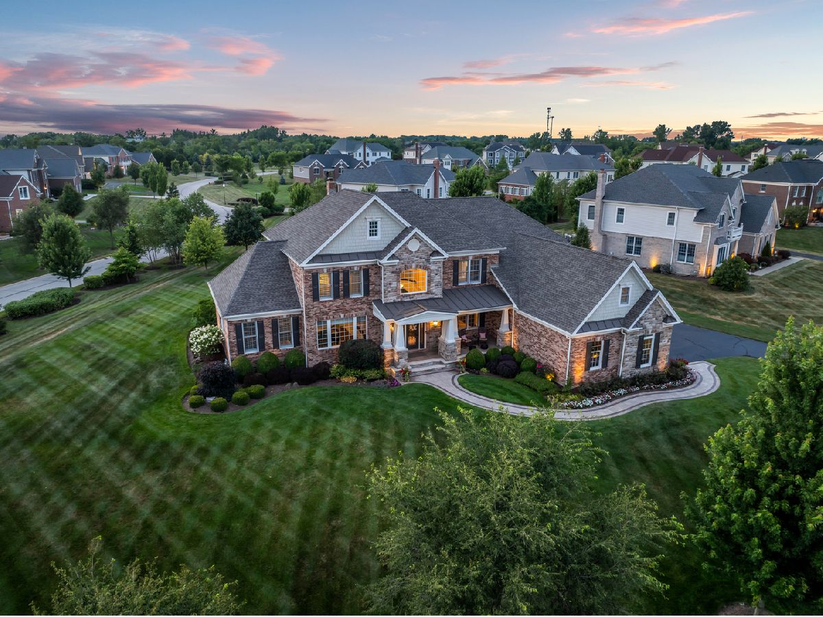  For Sale South Barrington Illinois, 27 Rainier Circle