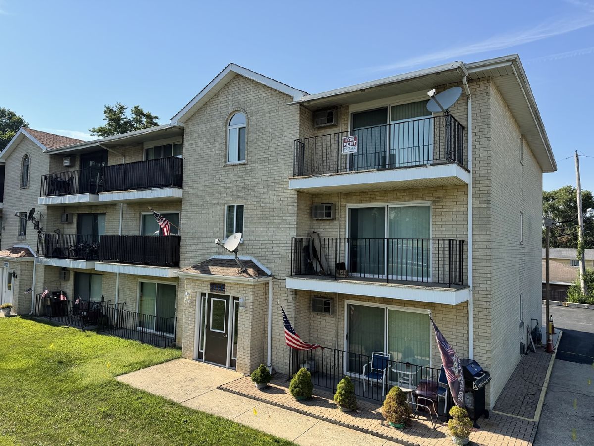  For Rent Lockport Illinois, 1326 159th St 1326