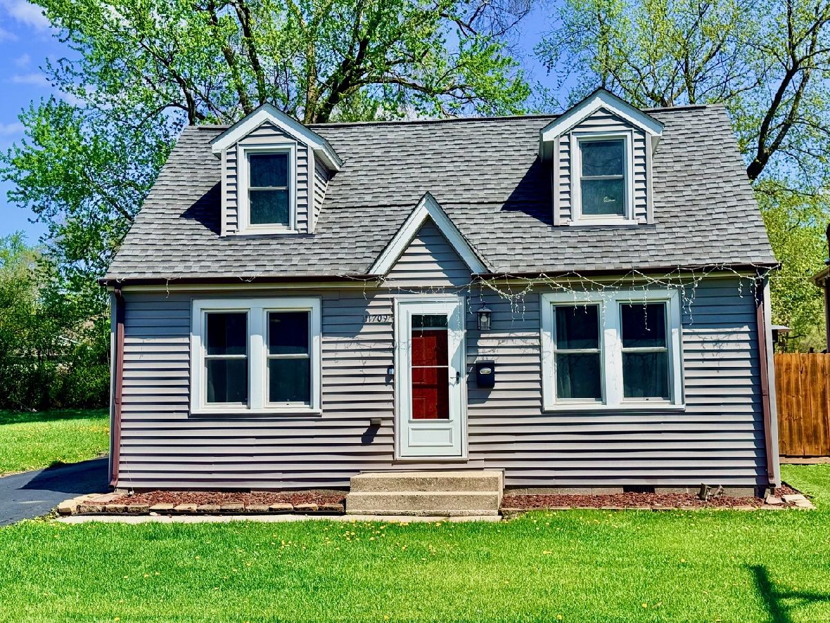  For Sale Alsip Illinois, 11709 Hamlin Avenue