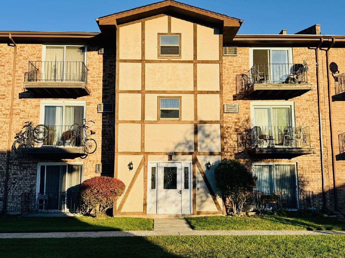  For Sale Alsip Illinois, 3823 123rd Street