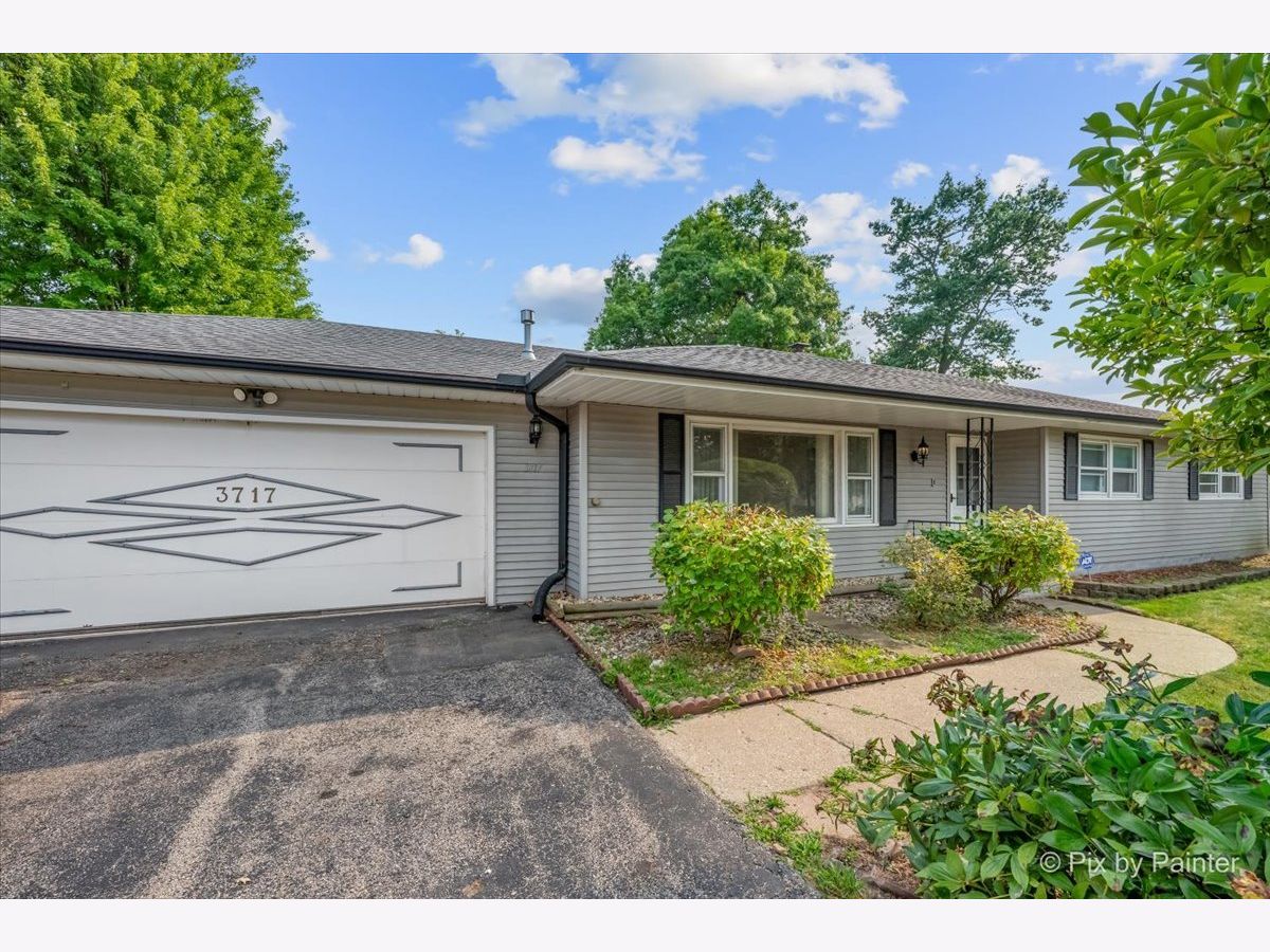  For Sale Gurnee Illinois, 3717 Grandmore Avenue