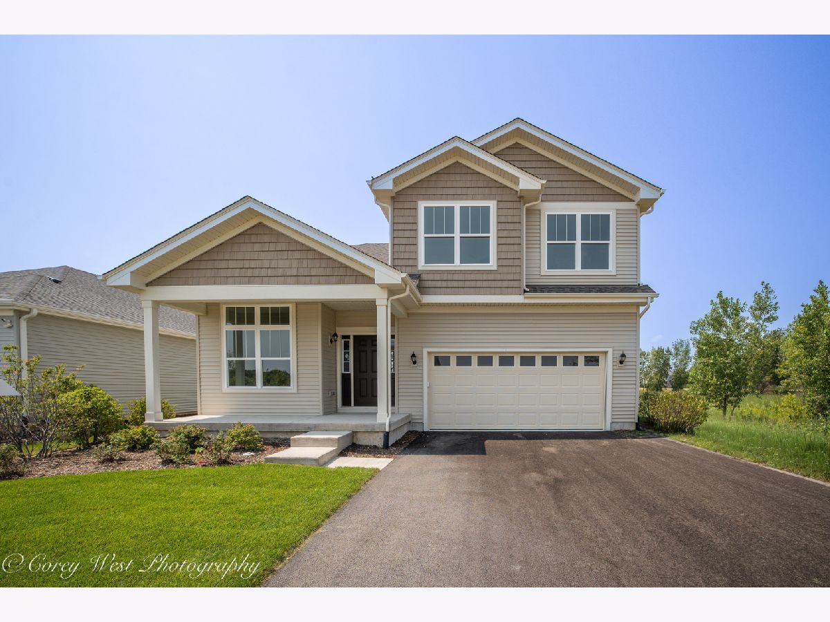  For Sale Cortland Illinois, 359 N. Aspen Drive