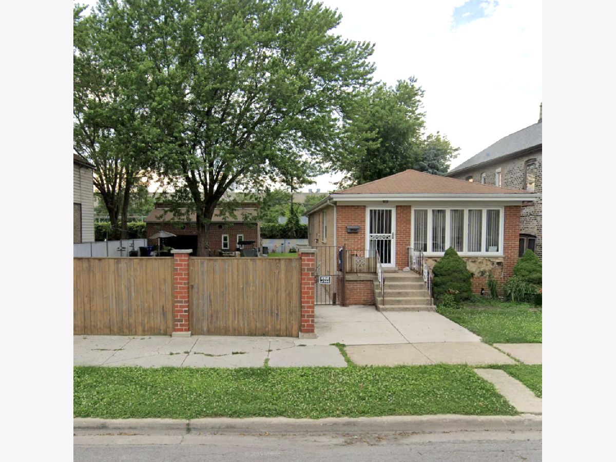  For Sale Chicago Illinois, 2706 Hillock Avenue