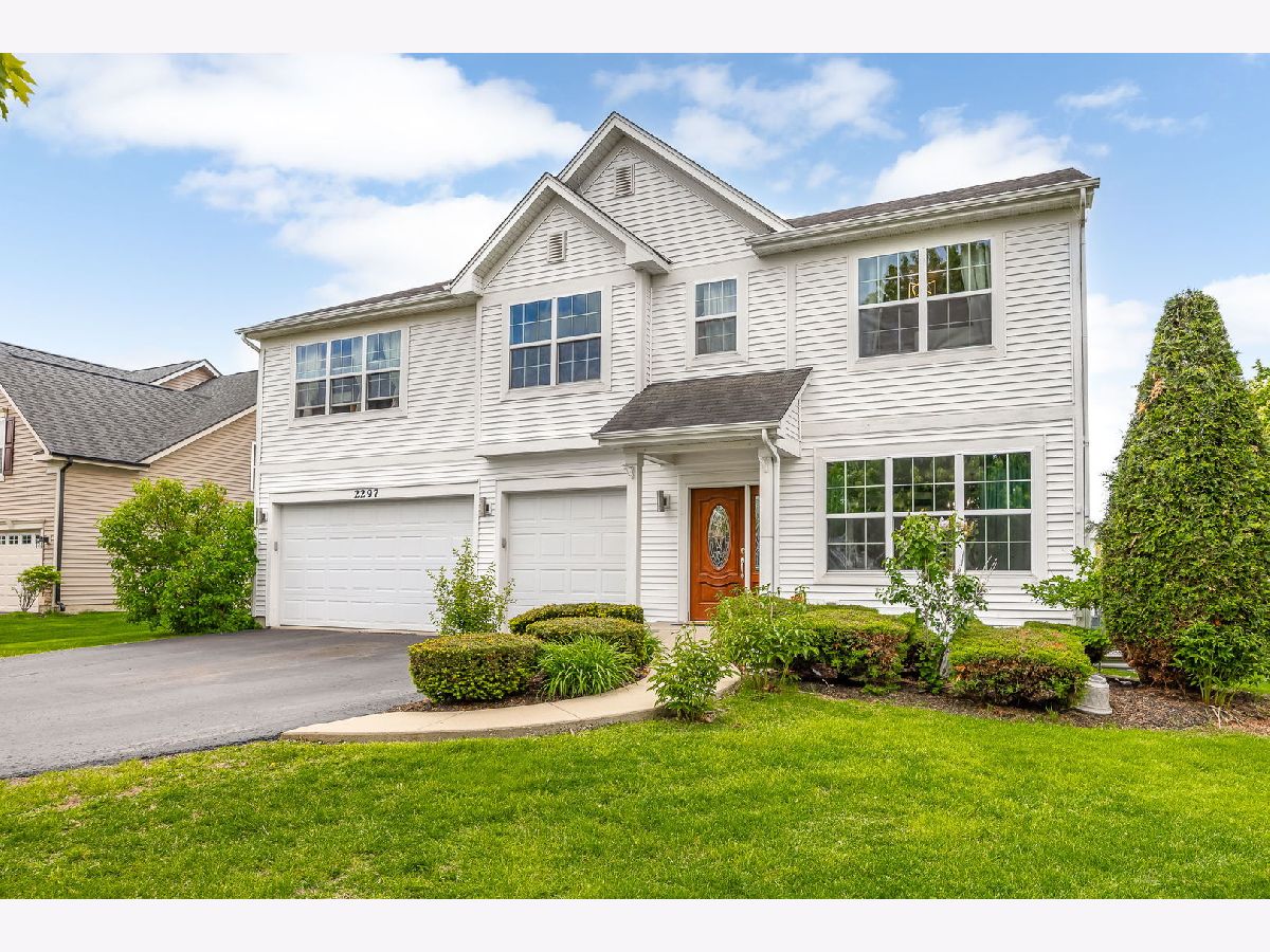  For Sale Bolingbrook Illinois, 2297 Deerpath Road