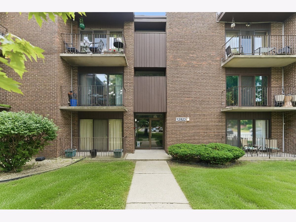  For Sale Alsip Illinois, 12823 Kenneth Avenue